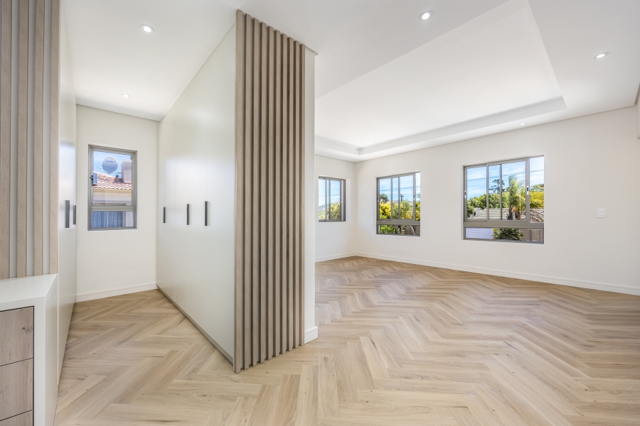 4 Bedroom Property for Sale in Vierlanden Western Cape